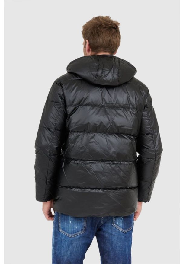 La Martina - LA MARTINA Czarna męska kurtka puchowa z kapturem, Rozmiar M. Typ kołnierza: kaptur. Kolor: czarny. Materiał: puch