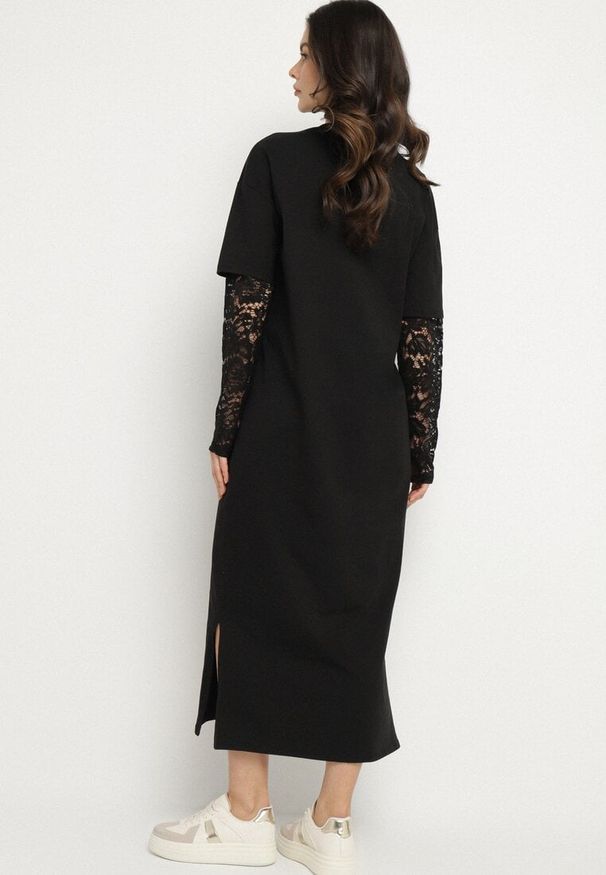 Born2be - Czarna Bawełniana Sukienka T-shirt z Rozcięciami i Koronkowymi Rękawami Fenisia. Okazja: na co dzień. Kolor: czarny. Materiał: bawełna, koronka. Styl: casual, elegancki