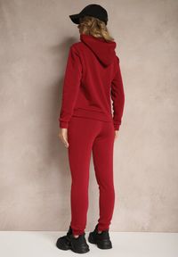 Renee - Bordowy Ocieplany Komplet Dresowy Bawełniany Spodnie Joggery i Bluza Zdobiona Nadrukiem Filoira. Kolor: czerwony. Materiał: dresówka, bawełna. Wzór: aplikacja, nadruk #3