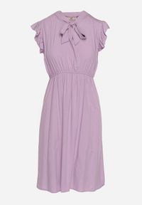 Born2be - Fioletowa Rozkloszowana Sukienka z Wiązanym Dekoltem i Gumką w Pasie Ozdobiona Falbanką Dimonima. Kolor: fioletowy. Materiał: bawełna, wiskoza. Wzór: aplikacja. Typ sukienki: rozkloszowane. Styl: retro, elegancki #6