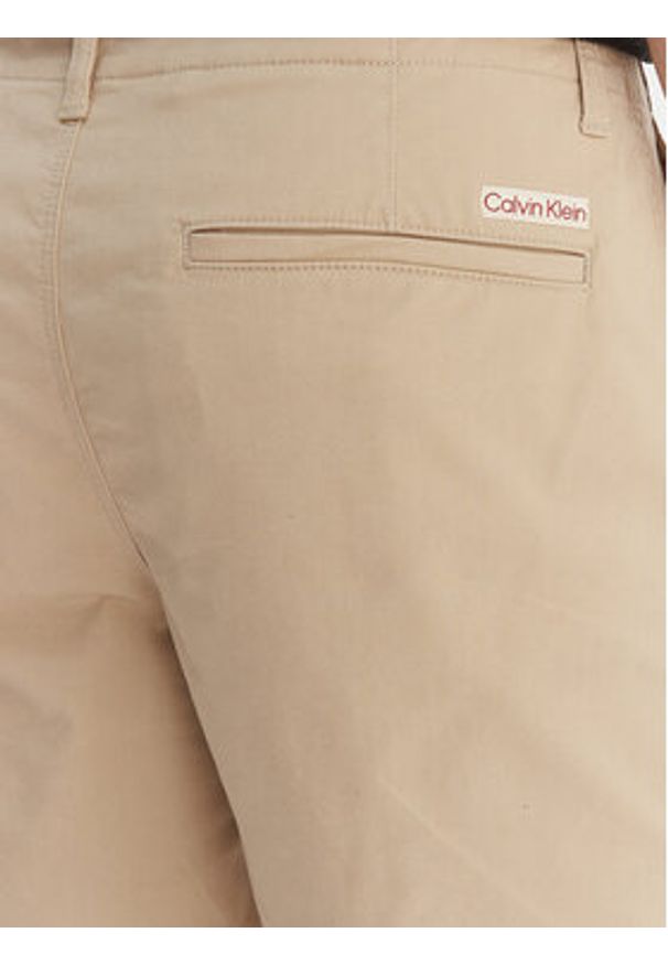 Calvin Klein Jeans Szorty materiałowe LV04RF617G Beżowy Regular Fit. Kolor: beżowy. Materiał: bawełna