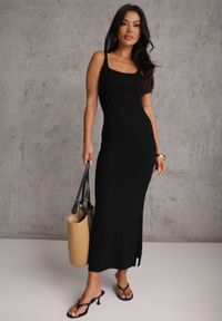 Renee - Czarna Wiskozowa Sukienka Bodycon na Szerokich Ramiączkach Amadina. Kolor: czarny. Materiał: wiskoza. Długość rękawa: na ramiączkach. Wzór: gładki. Typ sukienki: bodycon #5