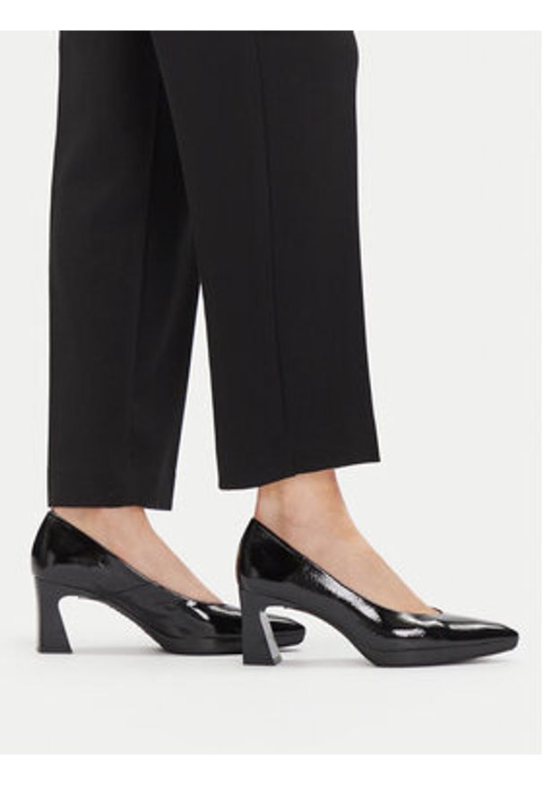 Hispanitas Półbuty HI254245 Czarny. Kolor: czarny. Materiał: skóra