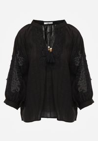 Born2be - Czarna Rustykalna Bluzka z Tencelu Ozdobiona Wiązaniem Koronką i Koralikami Sachi. Okazja: na co dzień. Kolor: czarny. Materiał: koronka. Długość rękawa: długi rękaw. Długość: długie. Wzór: aplikacja, koronka. Styl: casual #2
