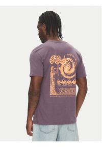 Quiksilver T-Shirt EQYZT08053 Fioletowy Regular Fit. Kolor: fioletowy. Materiał: bawełna #1
