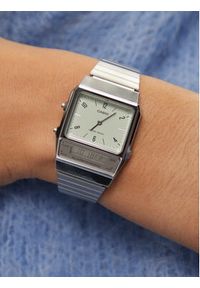 Casio Zegarek Vintage Classic AQ-800E-3AEF Srebrny. Kolor: srebrny. Styl: vintage