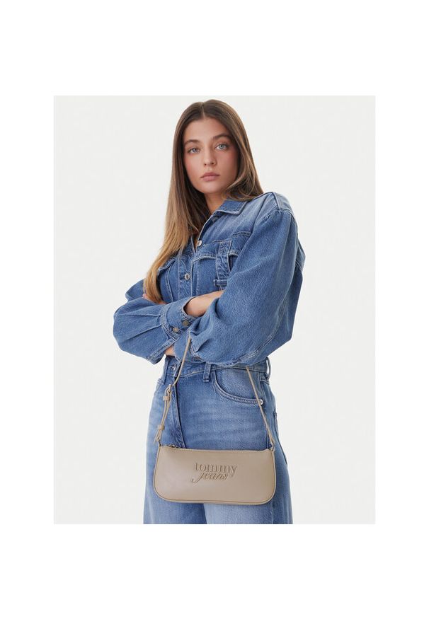 Torebka Tommy Jeans. Kolor: beżowy