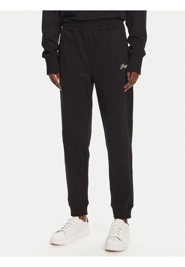 BOSS Spodnie dresowe 50540278 Czarny Regular Fit. Kolor: czarny. Materiał: dresówka