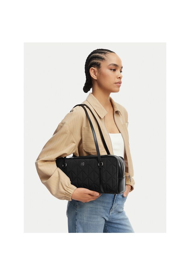 Torebka Calvin Klein. Kolor: czarny