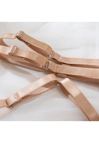 Intica - Komplet bielizny z haftem i chokerem Gracelynn. Kolor: różowy. Materiał: materiał. Wzór: haft #8