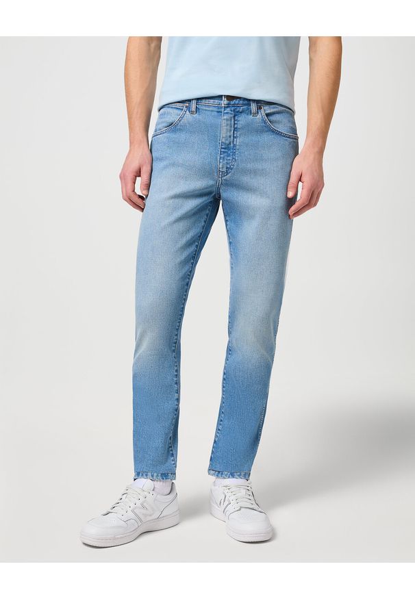 Wrangler - WRANGLER LARSTON MĘSKIE SPODNIE JEANSOWE JEANSY DŻINSY CLEVER BLUE W112352836