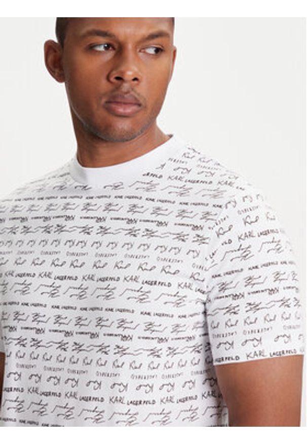 Karl Lagerfeld - KARL LAGERFELD T-Shirt 755040 553225 Biały Regular Fit. Typ kołnierza: dekolt w karo. Kolor: biały. Materiał: bawełna
