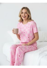 Sinsay - Dwuczęściowa piżama w szachownicę z motywem serc - różowy. Kolor: różowy #1