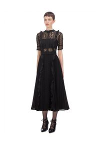 SELF PORTRAIT - Czarna koronkowa sukienka. Kolor: czarny. Materiał: koronka. Typ sukienki: plisowane, rozkloszowane. Długość: midi #4