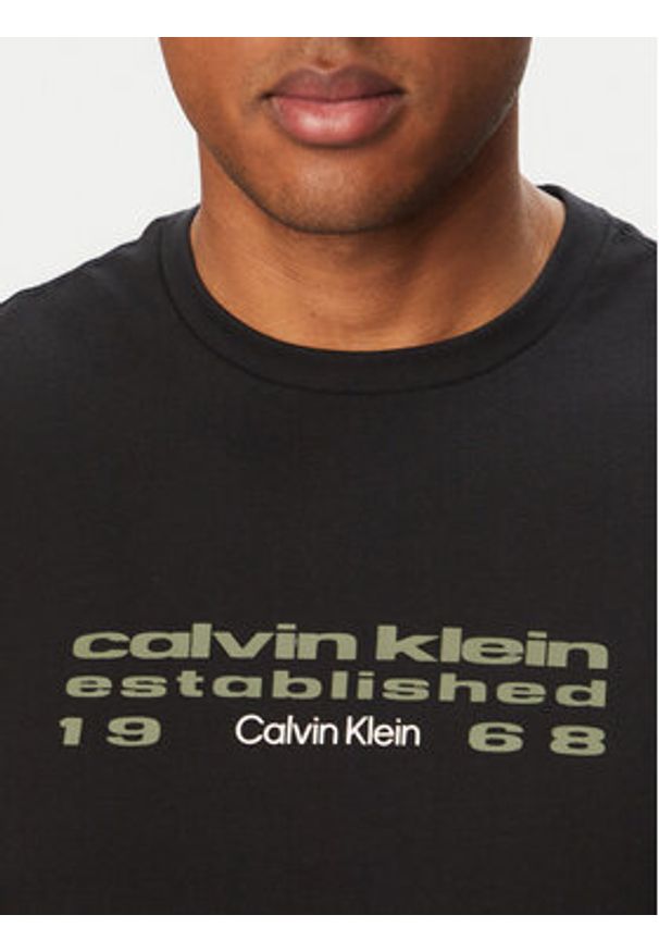 Calvin Klein Jeans T-Shirt SS 30s EU LV04RG800G Czarny Regular Fit. Kolor: czarny. Materiał: bawełna