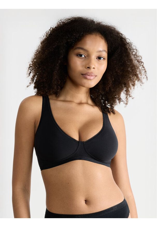 Sloggi Biustonosz bezfiszbinowy Basic 10222327 Czarny. Kolor: czarny. Materiał: bawełna