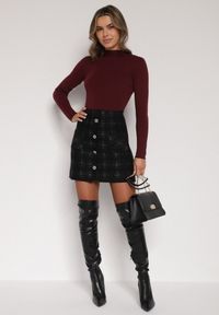 Born2be - Czarna Spódnica z Wiskozą Zdobiona Guzikami i Metaliczną Nicią Sewsela. Okazja: na co dzień. Kolor: czarny. Materiał: wiskoza. Wzór: aplikacja. Styl: klasyczny, casual, elegancki #4