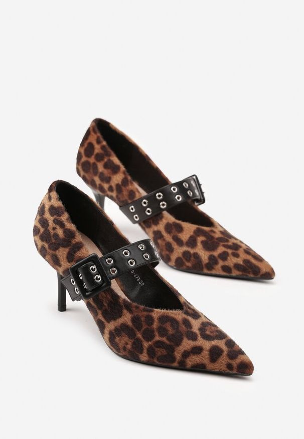 Renee - Panterkowe Czółenka Vices na Szpilce z Wkładką ze Skóry Naturalnej z Klamrą Nalisette. Okazja: na co dzień. Zapięcie: klamry. Materiał: skóra. Obcas: na szpilce. Styl: casual, elegancki, klasyczny. Wysokość obcasa: średni