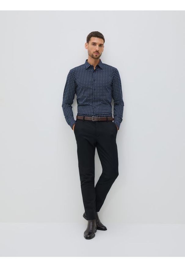 Reserved - Bawełniana koszula slim fit - granatowy. Kolor: niebieski. Materiał: bawełna