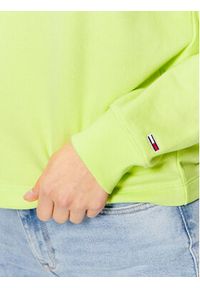 Tommy Jeans Bluza Essential Logo DW0DW15410 Zielony Boxy Fit. Kolor: zielony. Materiał: bawełna #3