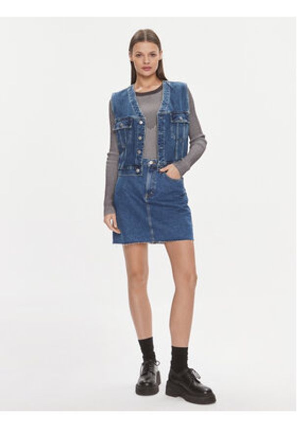 Tommy Jeans Spódnica jeansowa DW0DW17285 Niebieski Slim Fit. Kolor: niebieski. Materiał: bawełna
