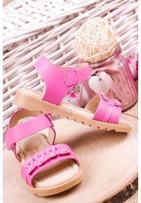 Casu - Fuksjowe sandały na rzep z ozdobami casu hy-13. Zapięcie: rzepy. Kolor: różowy. Wzór: aplikacja #1