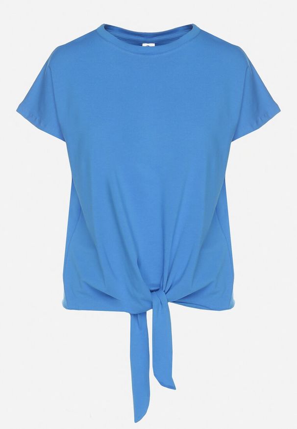 Born2be - Jasnoniebieski T-shirt z Bawełny z Ozdobnym Wiązaniem Sunitra. Okazja: na co dzień, na spotkanie biznesowe. Kolor: niebieski. Materiał: bawełna. Sezon: lato, wiosna. Styl: biznesowy, klasyczny, casual