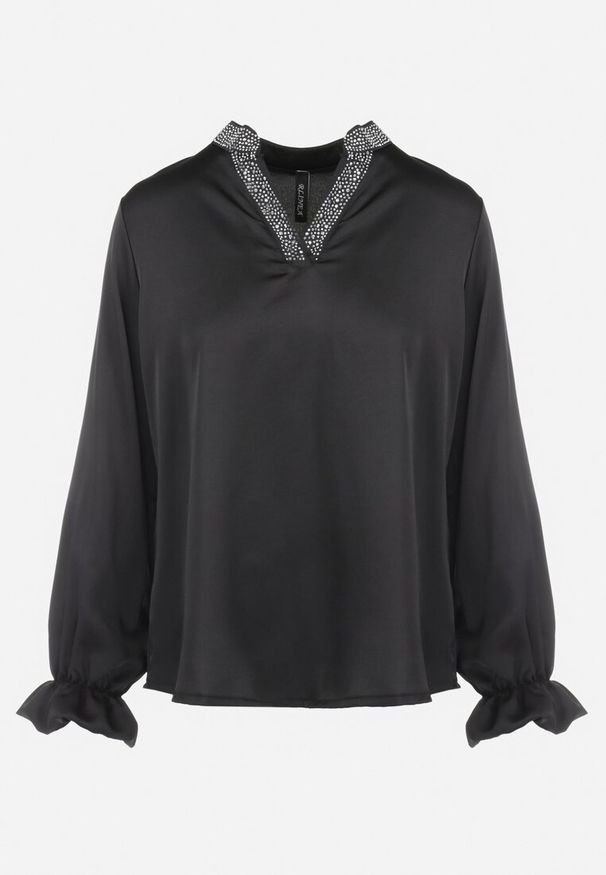 Born2be - Czarna Bluzka Satynowa z Cyrkoniami Galmo. Kolor: czarny. Materiał: satyna. Długość rękawa: długi rękaw. Długość: długie. Wzór: aplikacja