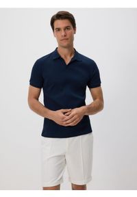 Reserved - Szorty regular fit - złamana biel. Materiał: bawełna, dzianina #1