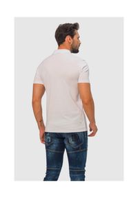 Emporio Armani - EMPORIO ARMANI Biała męska koszulka polo na zamek, Rozmiar M. Typ kołnierza: polo. Kolor: biały. Materiał: prążkowany. Wzór: aplikacja