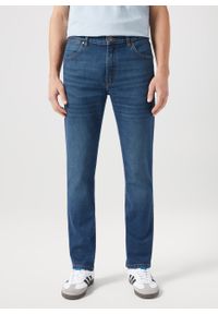 Wrangler - WRANGLER LARSTON MĘSKIE SPODNIE JEANSOWE JEANSY DŻINSY BLUE SPRUCE 112350652 W18S018019