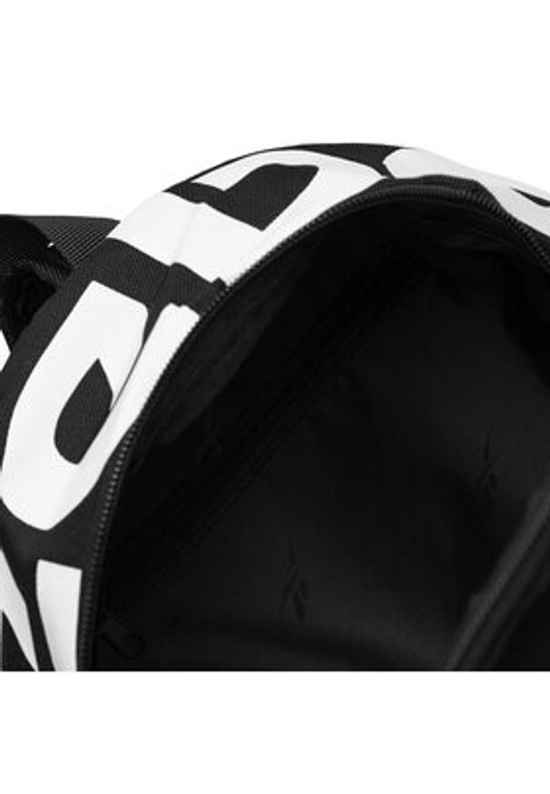 Reebok Plecak RBK-041-CCC-05 Czarny. Kolor: czarny. Materiał: poliester, materiał