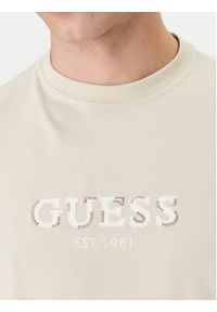 Guess T-Shirt M6GI16 K3032 Beżowy Regular Fit. Kolor: beżowy. Materiał: bawełna #2