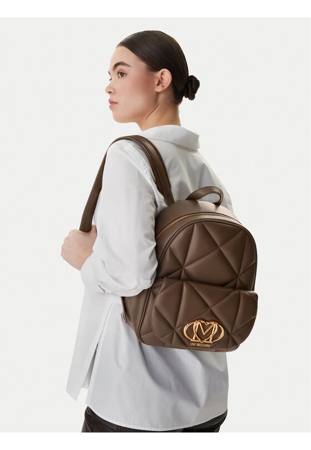 Love Moschino - LOVE MOSCHINO Plecak JC4037PP1OLC0203 Brązowy. Kolor: brązowy. Materiał: skóra