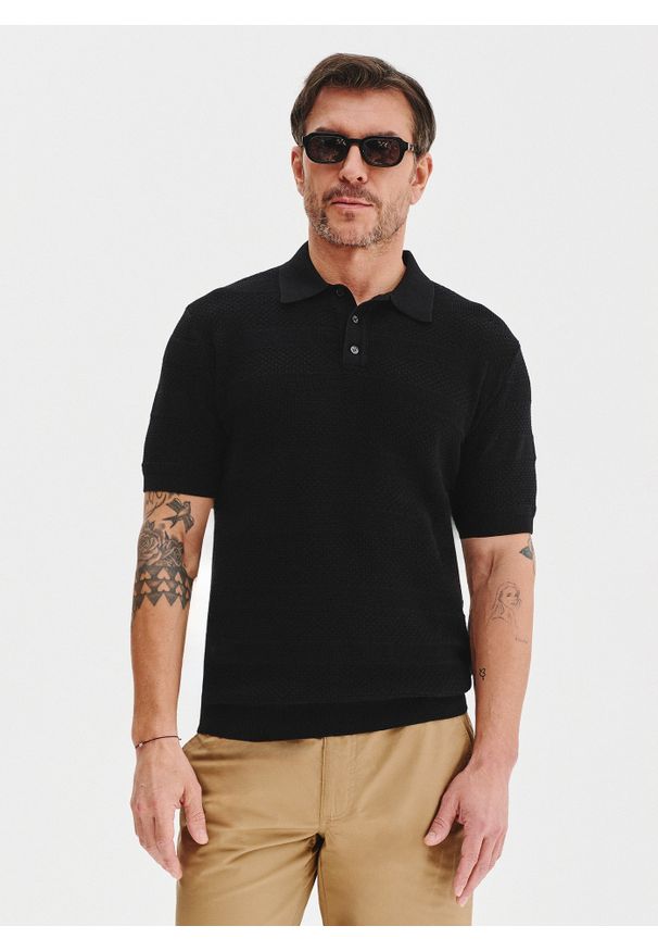 Pako Lorente - PAKO LORENTE – Czarne polo swetrowe. Okazja: na co dzień. Typ kołnierza: polo. Kolor: czarny, beżowy. Materiał: bawełna. Styl: casual