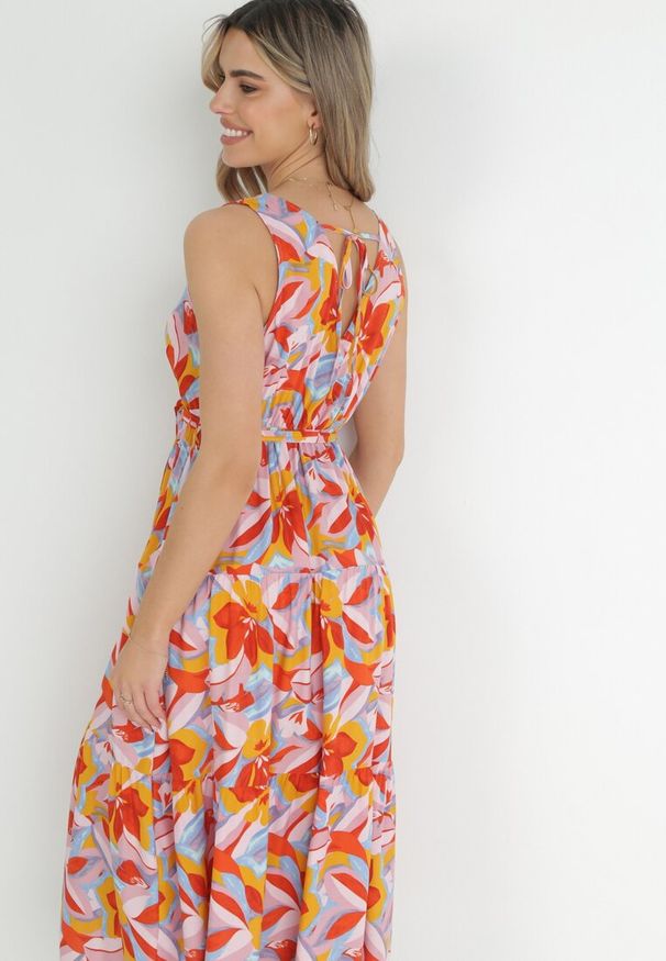 Born2be - Pomarańczowo-Różowa Rozkloszowana Sukienka z Gumką w Talii i Wiązaniem z Wiskozy Keendust. Kolor: pomarańczowy. Materiał: wiskoza. Długość rękawa: na ramiączkach. Długość: midi