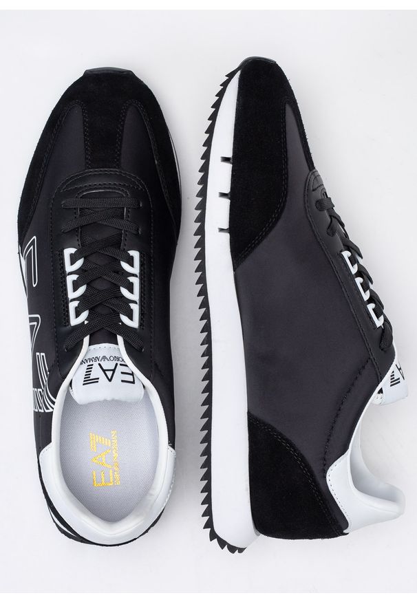 Sneakersy męskie czarne EA7 Emporio Armani X8X101 XK257 A120. Okazja: do pracy, na spacer, na co dzień. Kolor: czarny. Sport: turystyka piesza