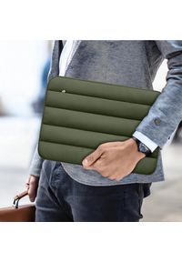 TECH-PROTECT - Etui Tech-Protect Fluffy 13-14'' zielony. Kolor: zielony. Materiał: materiał. Styl: elegancki, casual