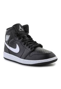 Buty Nike Air Jordan 1 Mid W DV0991-001 czarne. Okazja: na co dzień. Kolor: czarny. Materiał: materiał. Model: Nike Air Jordan #4