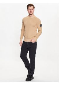 Calvin Klein Jeans Sweter J30J323177 Brązowy Regular Fit. Kolor: brązowy. Materiał: bawełna #5