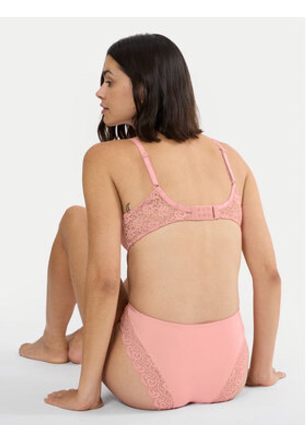 Triumph Figi klasyczne Amourette 10210688 Różowy. Kolor: różowy. Materiał: syntetyk