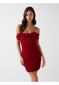 Guess Sukienka codzienna 180339 Czerwony Classic Fit. Okazja: na co dzień. Kolor: czerwony. Typ sukienki: proste. Styl: casual #1