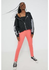 adidas Originals bluza bawełniana damska kolor czarny z kapturem z aplikacją. Okazja: na co dzień. Typ kołnierza: kaptur. Kolor: czarny. Materiał: bawełna. Wzór: aplikacja. Styl: casual #5