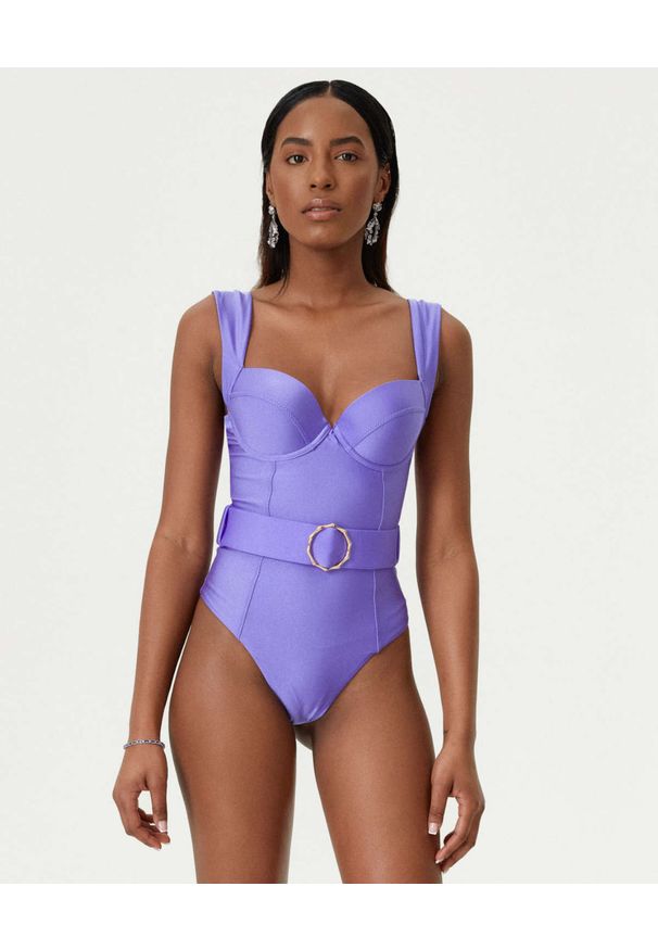 NOIRE SWIMWEAR - Jednoczęściowy strój z ozdobnym pasem Amethyst Iconic. Kolor: różowy, wielokolorowy, fioletowy. Materiał: tkanina