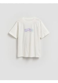 Reserved - Bawełniany t-shirt z nadrukiem - złamana biel. Materiał: bawełna. Wzór: nadruk