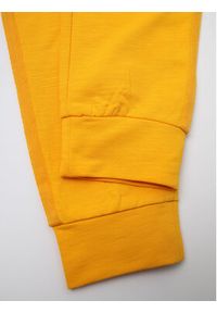 COCCODRILLO - Coccodrillo Spodnie dresowe WC2120101WIL Żółty Regular Fit. Kolor: żółty. Materiał: bawełna #2