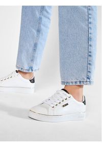Guess Sneakersy Beckie FL7BKI ELE12 Biały. Kolor: biały. Materiał: skóra #5