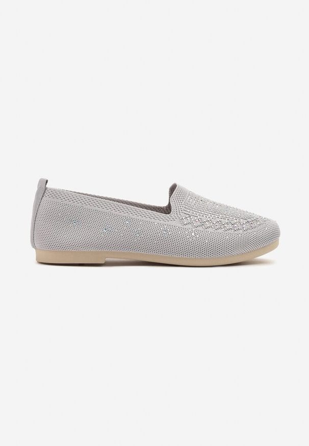 Born2be - Szare Mokasyny Ozdobione Cyrkoniami Desanira. Okazja: na co dzień. Kolor: szary. Materiał: jeans. Wzór: aplikacja. Styl: klasyczny, elegancki, casual