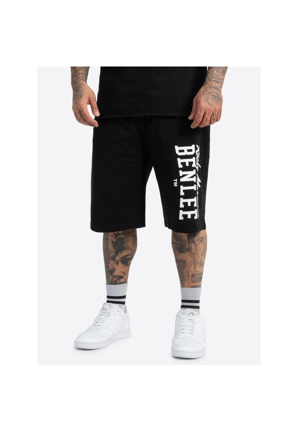 Krótka Benlee Spinks. Kolor: czarny. Długość: krótkie. Sezon: lato