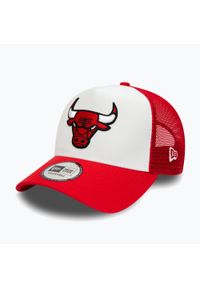 Czapka z daszkiem męska New Era Team Colour Block Trucker Chicago Bulls. Kolor: czerwony, wielokolorowy, biały